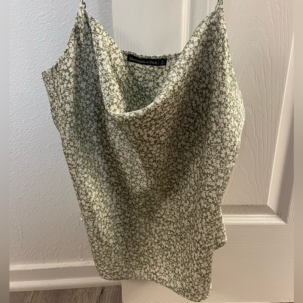 Draped cowl neck top from Abercrombie. Sage green floral print,“silky” material
